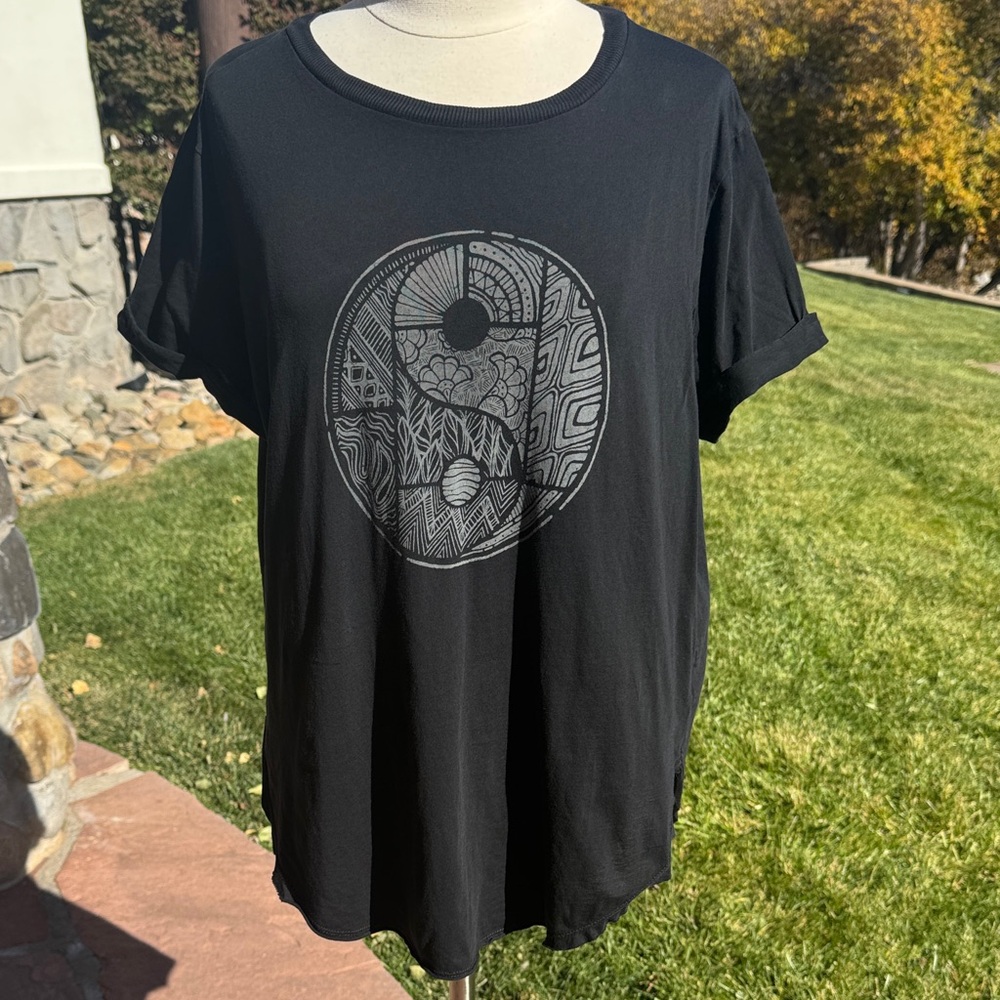 Torrid Black Tee with Ying Yan Design
